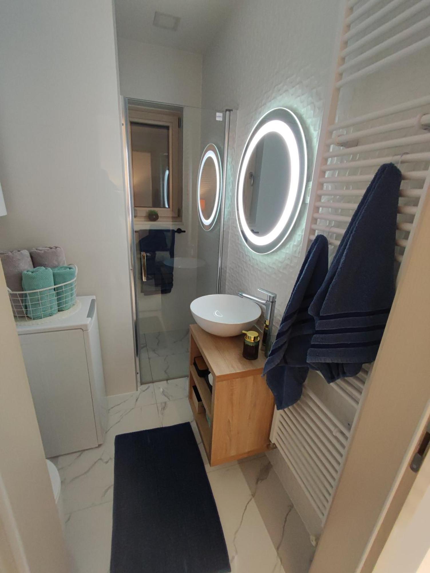 Apartman N&N โคปริฟนิซา ภายนอก รูปภาพ